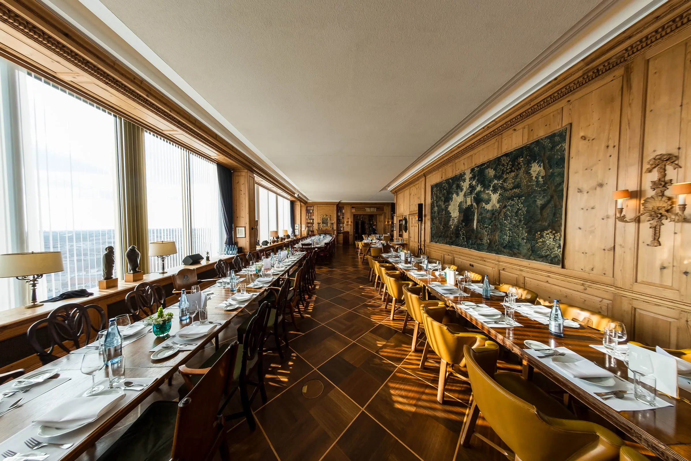 NOAH Berlin Speakers' Dinner - Empty dining room set for the dinner, panelled library