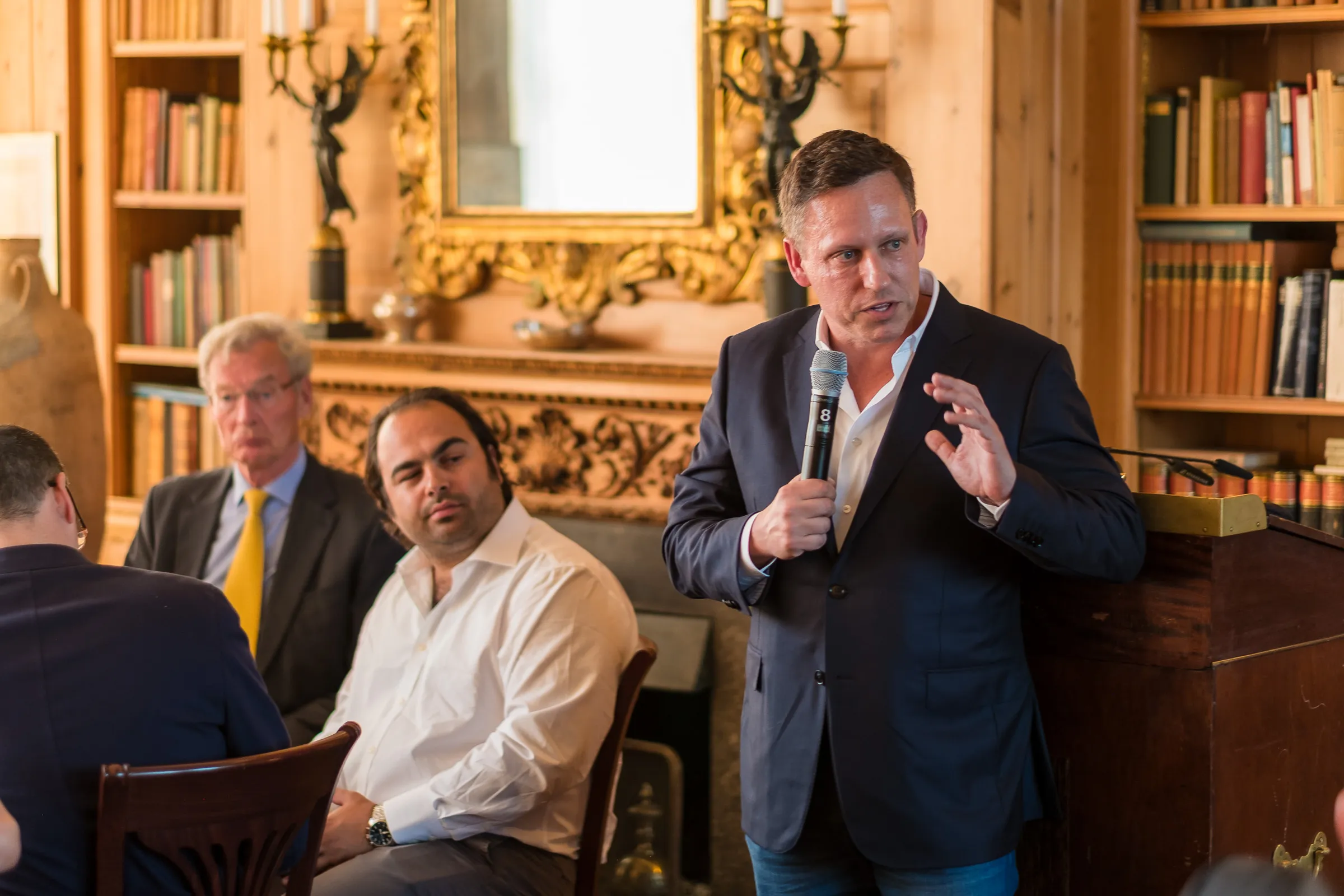 NOAH Berlin Speakers' Dinner - Peter Thiel speaking to the seated dinner audience