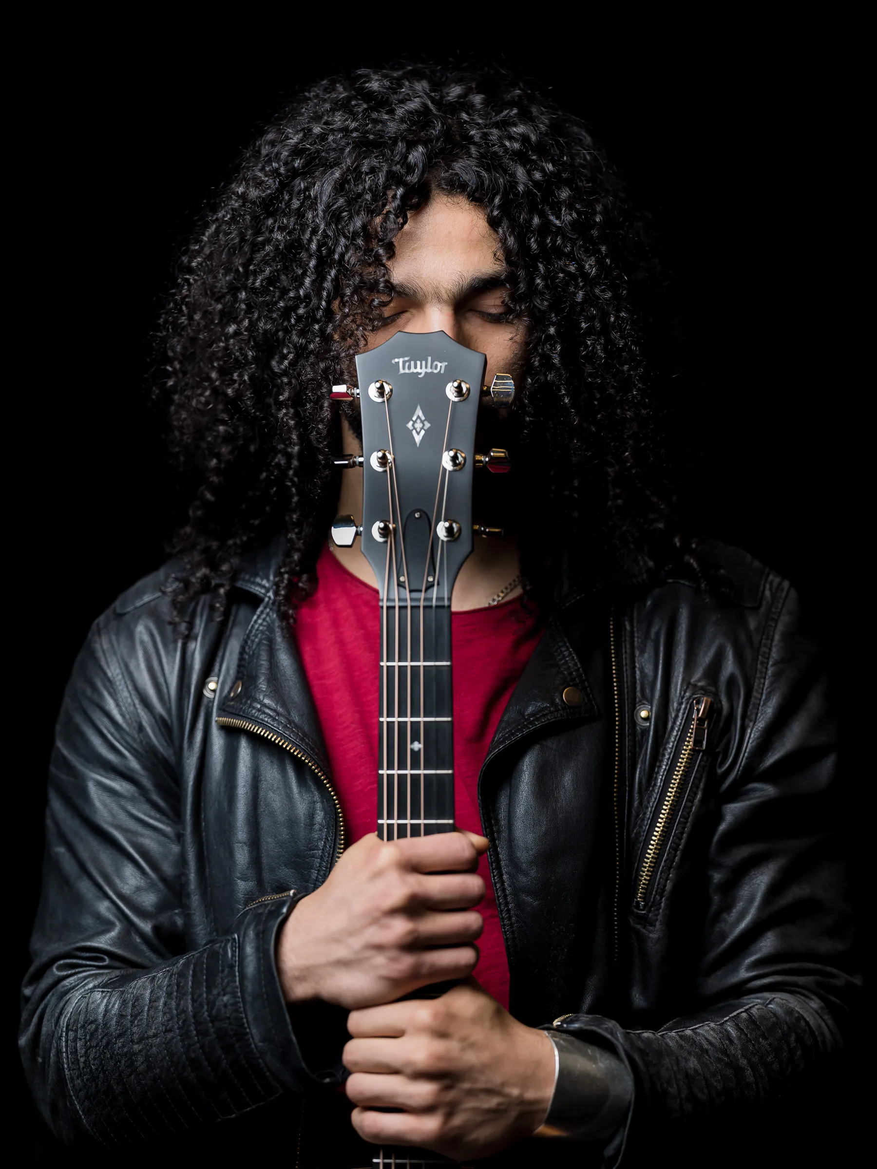 Freedom Fighters, Oslo Freedom Forum 2019 - Musician portrait with guitar